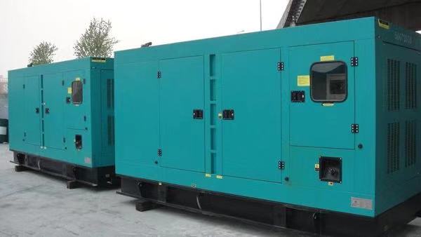 天等康明斯400kw大型柴油二手发电机组