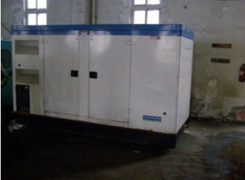 天等康明斯150kw大型柴油二手发电机组